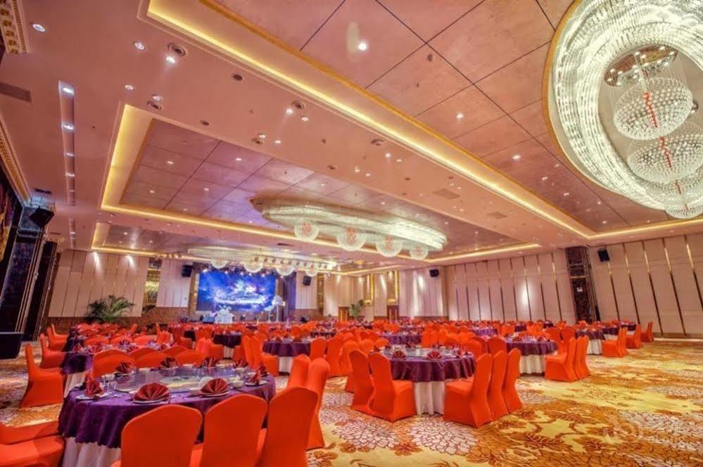 June Hotel Changchun Exteriör bild